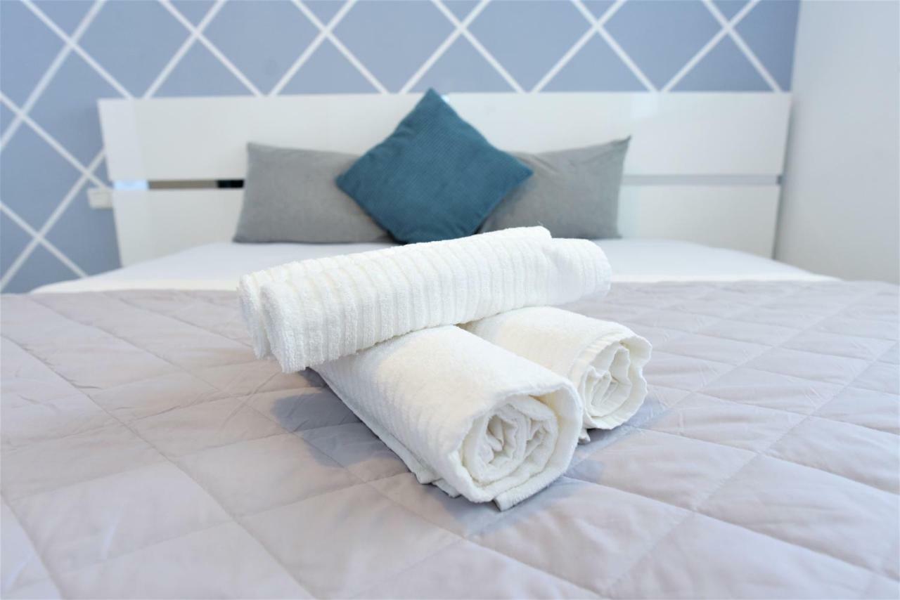 Aristone Luxury Apartment Тверия Экстерьер фото