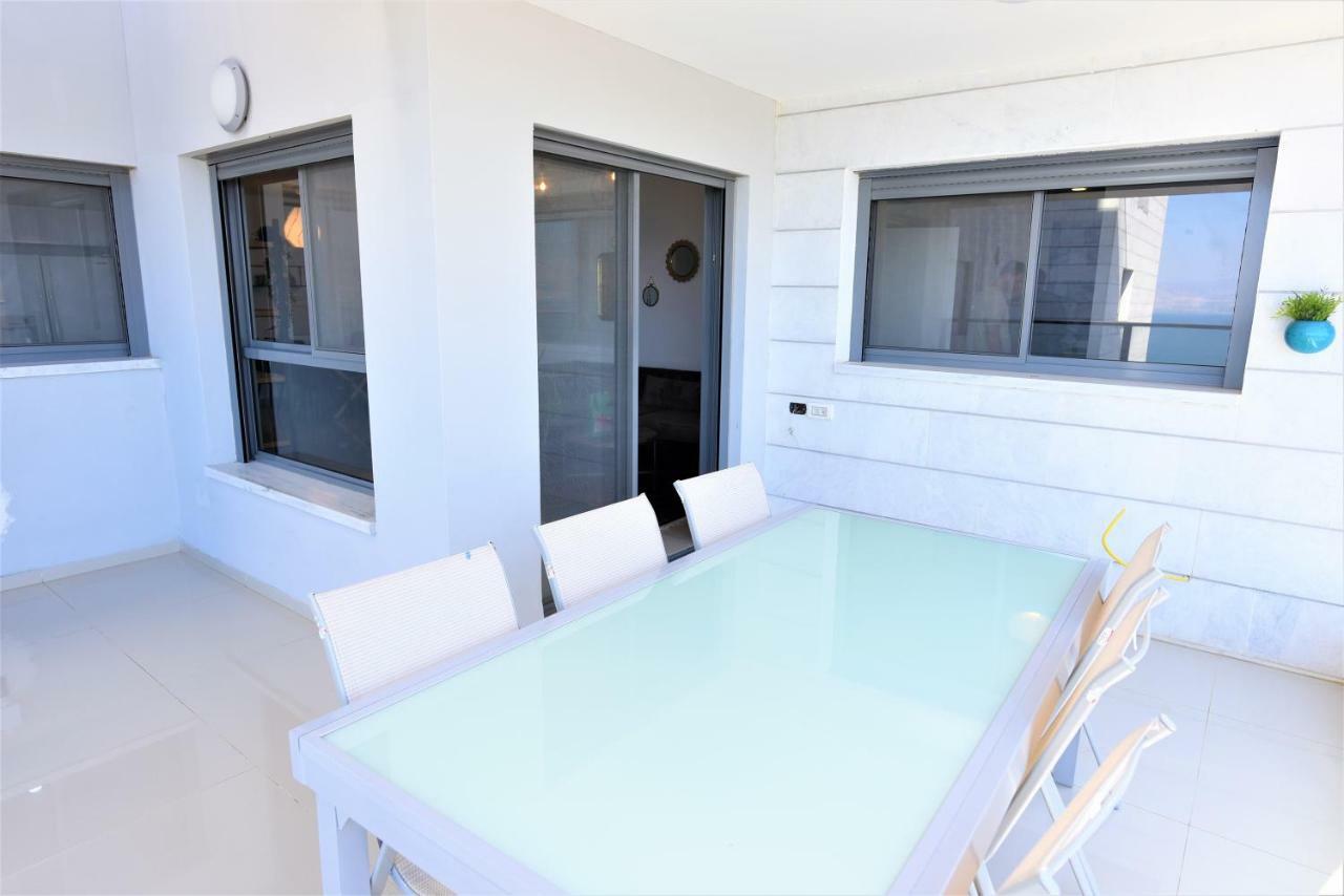 Aristone Luxury Apartment Тверия Экстерьер фото